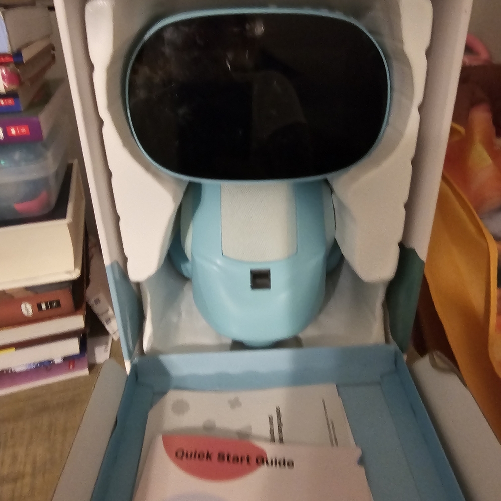 Blue Interactive Robot - Picture 2 of 3